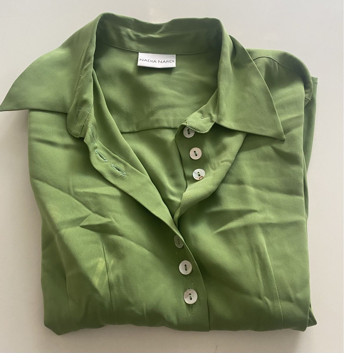 Blusen: 100% Seiden Bluse 🌸 – Gebraucht aus Opfikon von Luis144 6
