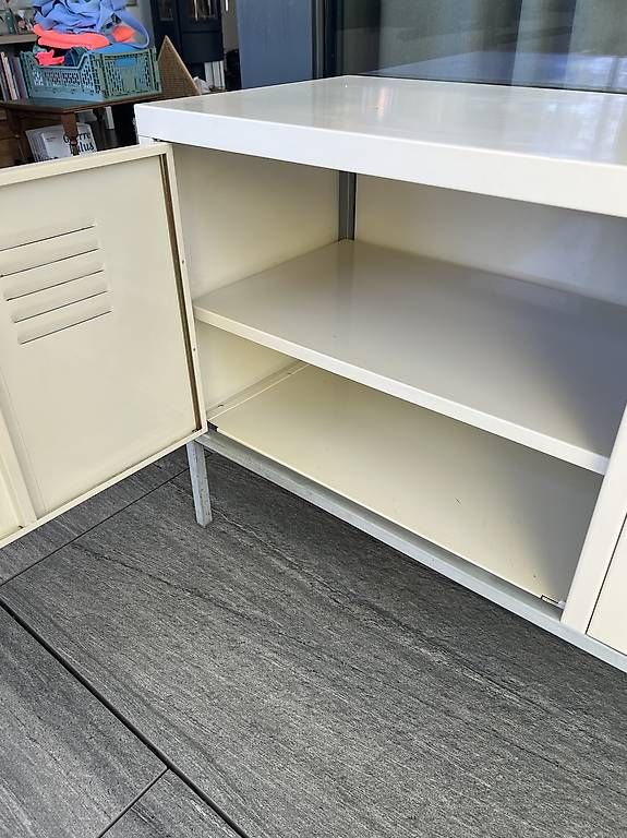 Cassettiere: Meuble de rangement métal blanc 40x118 – Usato da Chardonne venduto da ale_vvb7 1