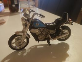 Kawasaki Vulcan 750 Diecast 1:18 von 1995