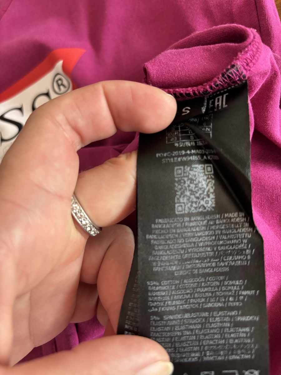 Guess T-shirt: T-Shirt Guess Gr. S Baumwolle – Usato da Winterthur venduto da san_wd8j 3