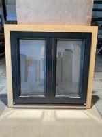 Holzfenster 2-flüglig mit grauem Alu-Aussenrahmen