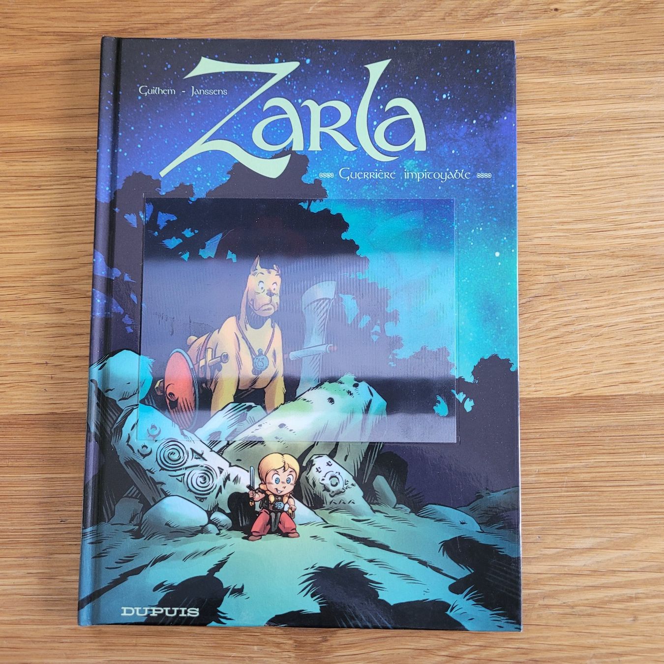 Fumetti: BD EO Zarla 1 Guerrière Impitoyable Couverture holographique – Usato da Biel/Bienne venduto da Destockweb