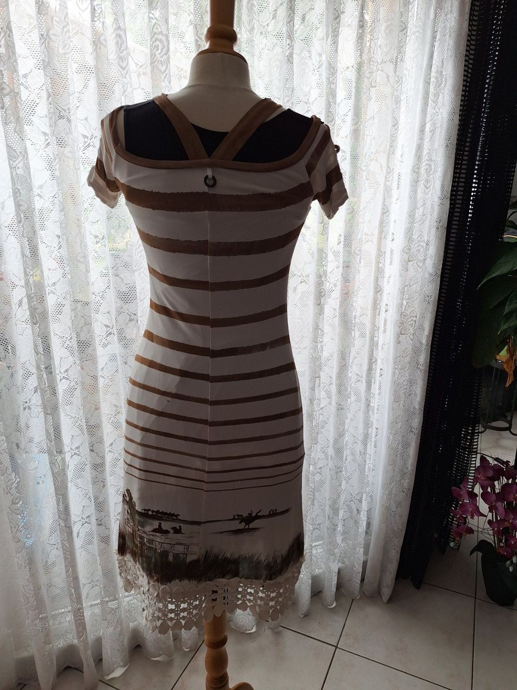 Vestiti: Robe Save The Queen S – Nuovo (secondo la descrizione) da St-Triphon venduto da Jldr0 2