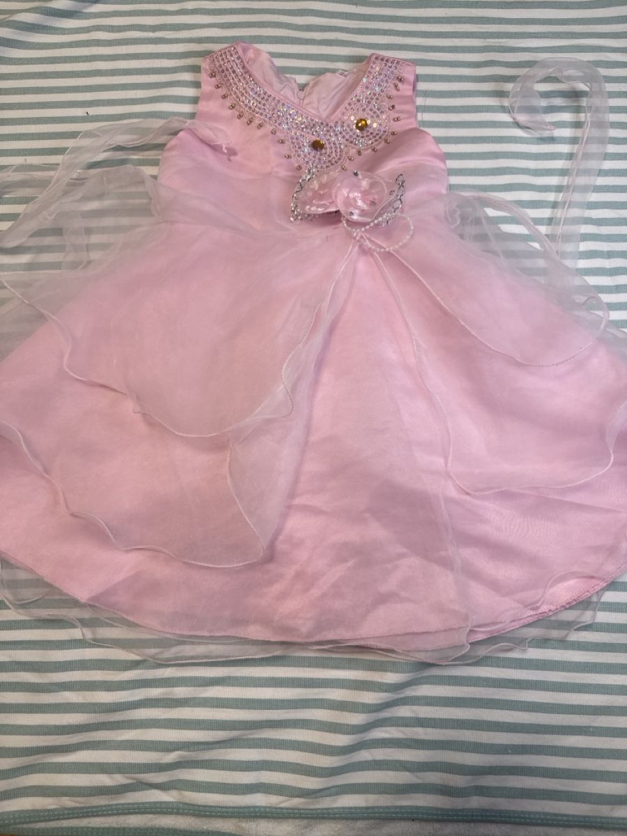 Vestiti & Gonne: Festliches Kinderkleid, Gr. 92/98, rosa – Usato da Zürich venduto da Krikri21