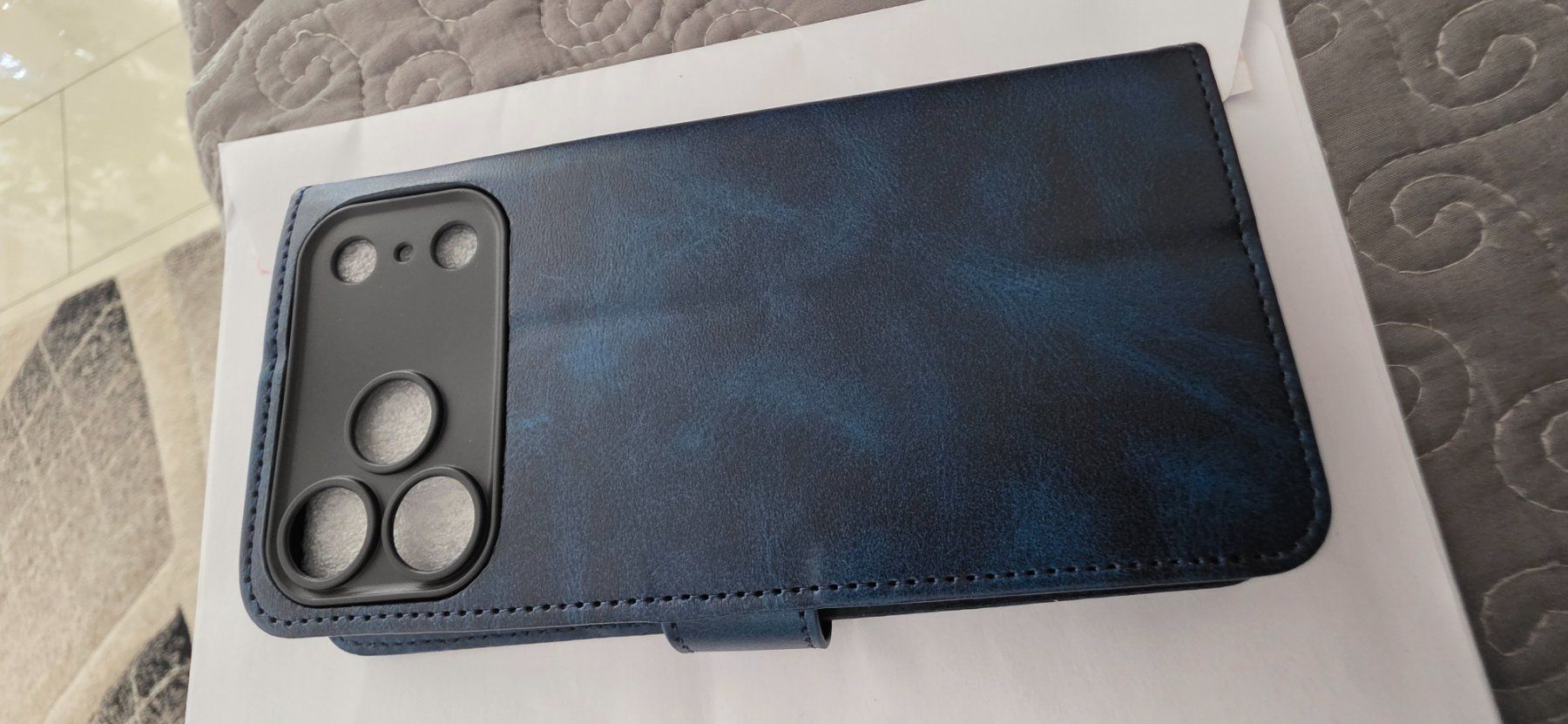 Apple Cover & Protezioni schermo: Hülle für iPhone 18 Pro Max – Nuovo e nell'imballaggio originale da Einsiedeln venduto da Acodi3004 1