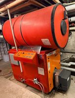 Wärmezentrale Öl, Hoval Uno-3 Heizkessel Wassererwärmer 450L