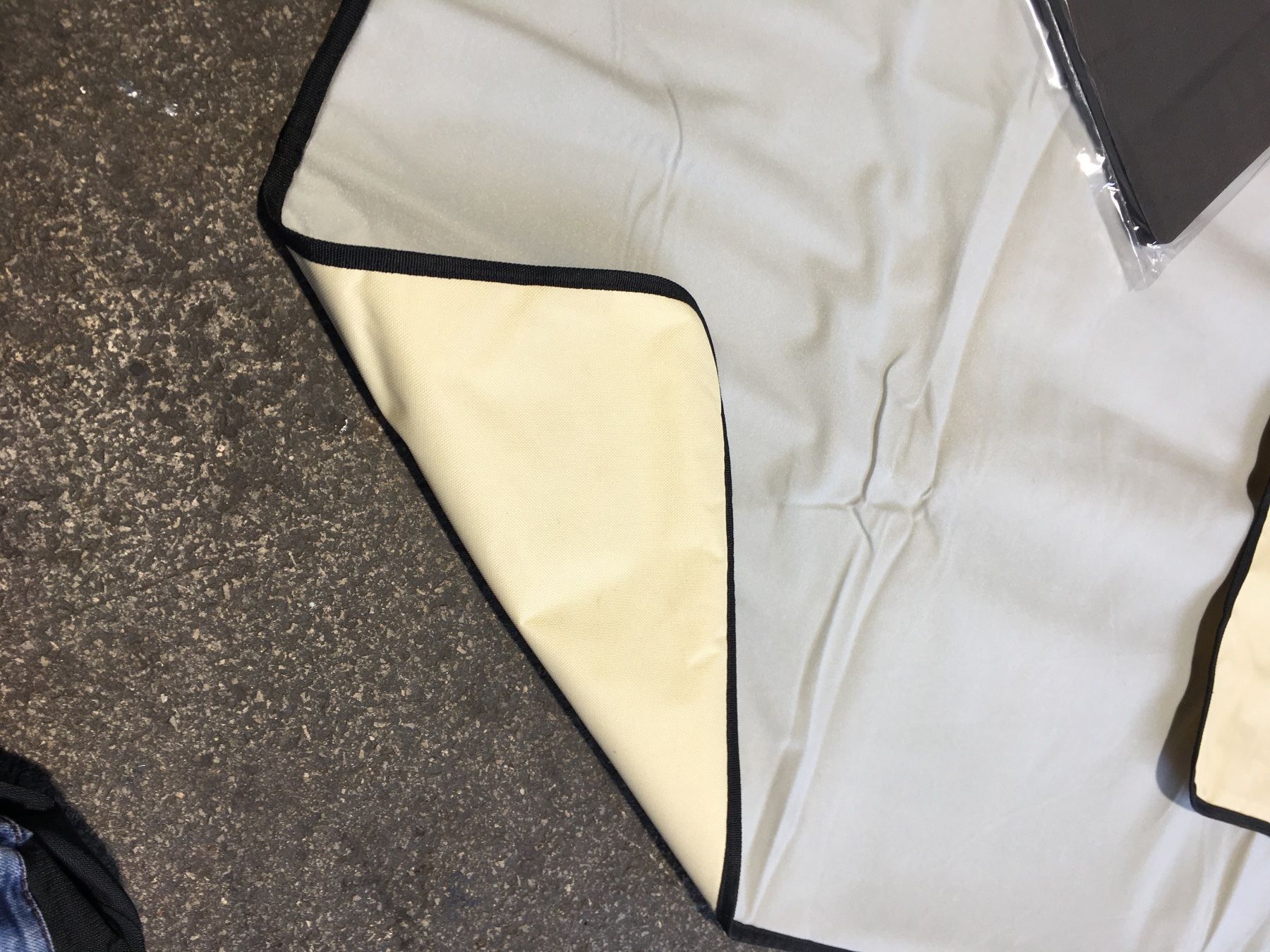 Alle Werkzeuge: Handwerker Schutzmatte mit Knieschoner – Neu und originalverpackt aus Tann von Mad_less 1