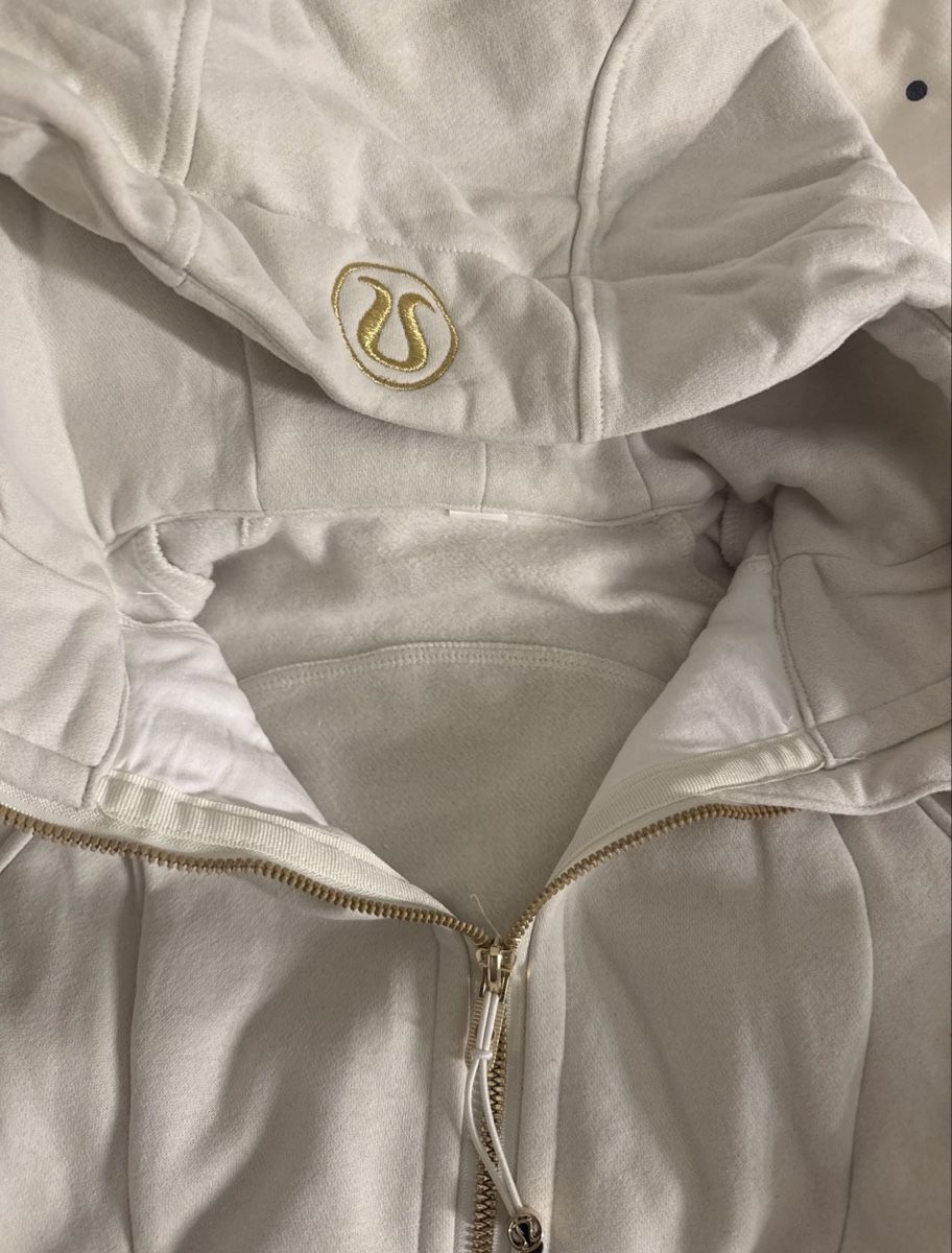 Lululemon Jacken: Lululemon Scuba-define-Jacke Grösse 2 – Neu (gemäss Beschreibung) aus Richterswil von dil_vc79 3