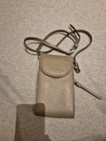 Handtasche  klein mit Schultergurt neuwertig
