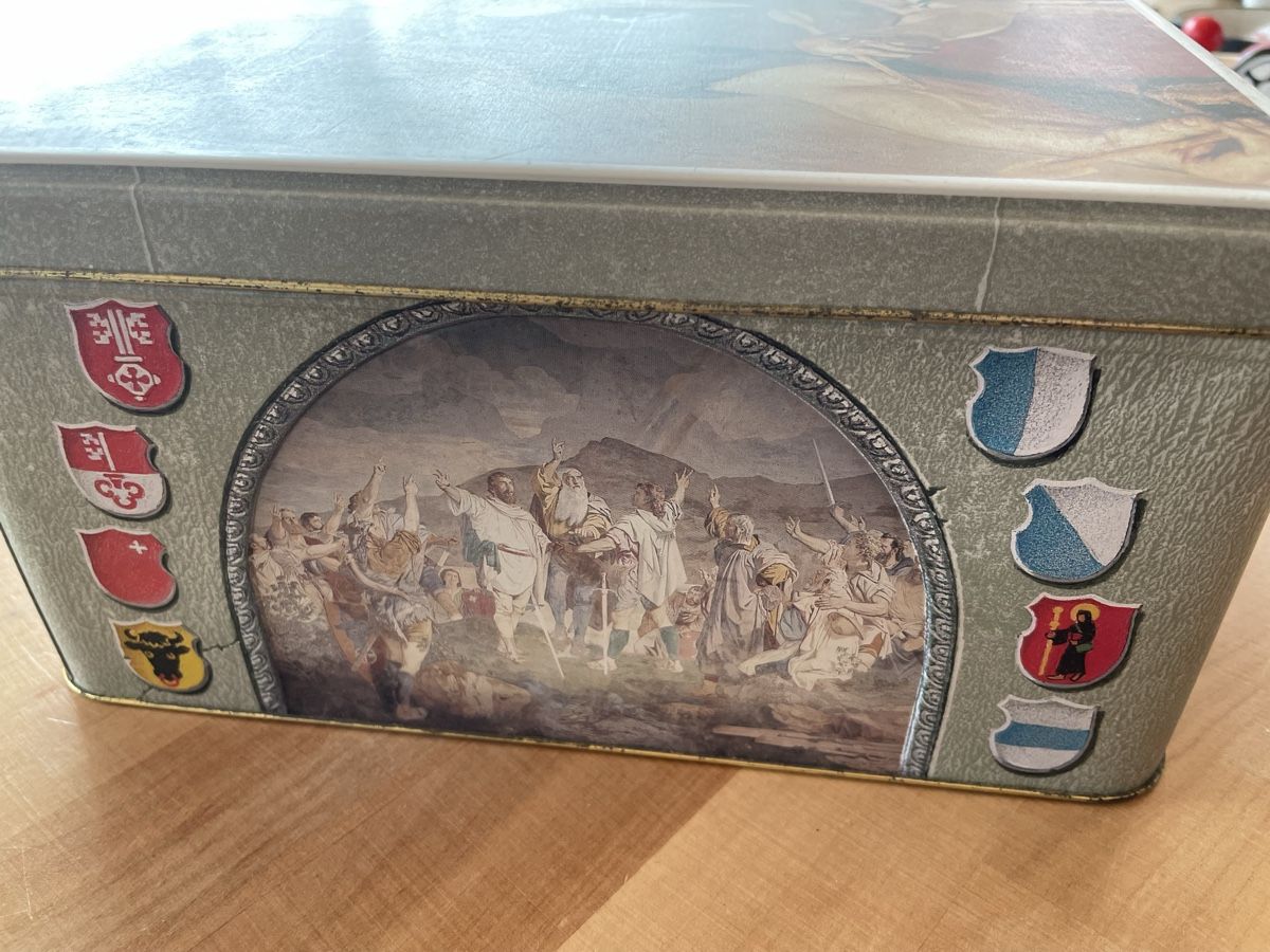 Tutte le decorazioni: grosse Blechdose mit Willhelm Tell Motiv – Usato da Rümlang venduto da euqinom16 4