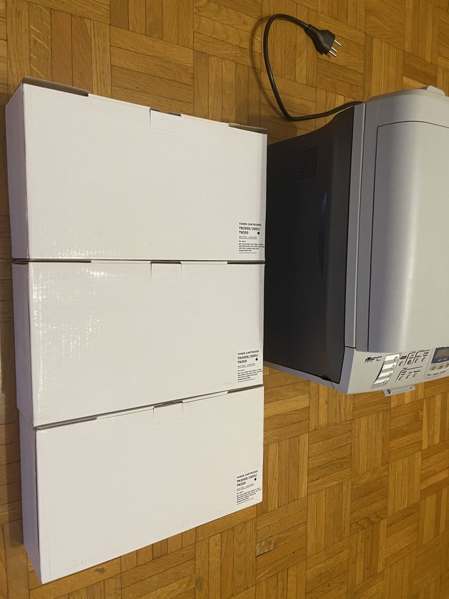 Brother Drucker: Brother Multifunktionsdrucker inkl. 3x Tonerkassetten – Gebraucht aus Zürich von hus_qz9f 4