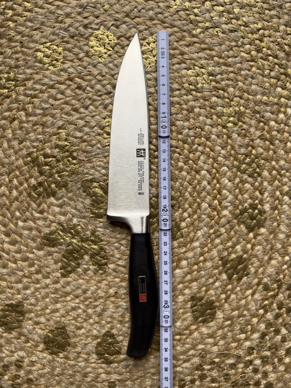 Zwilling Coltelli da cucina: Zwilling Chefmesser 34 cm mit Box Top Zustand – Nuovo (secondo la descrizione) da Gryon venduto da mev_7mnx 1