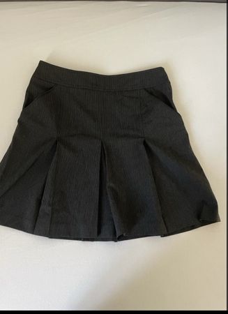 Jupe NafNaf plissée grise avec poches latérales, taille 38