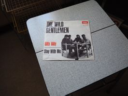 Single von: The Wild Gentlemen, mit Gilly Gilly