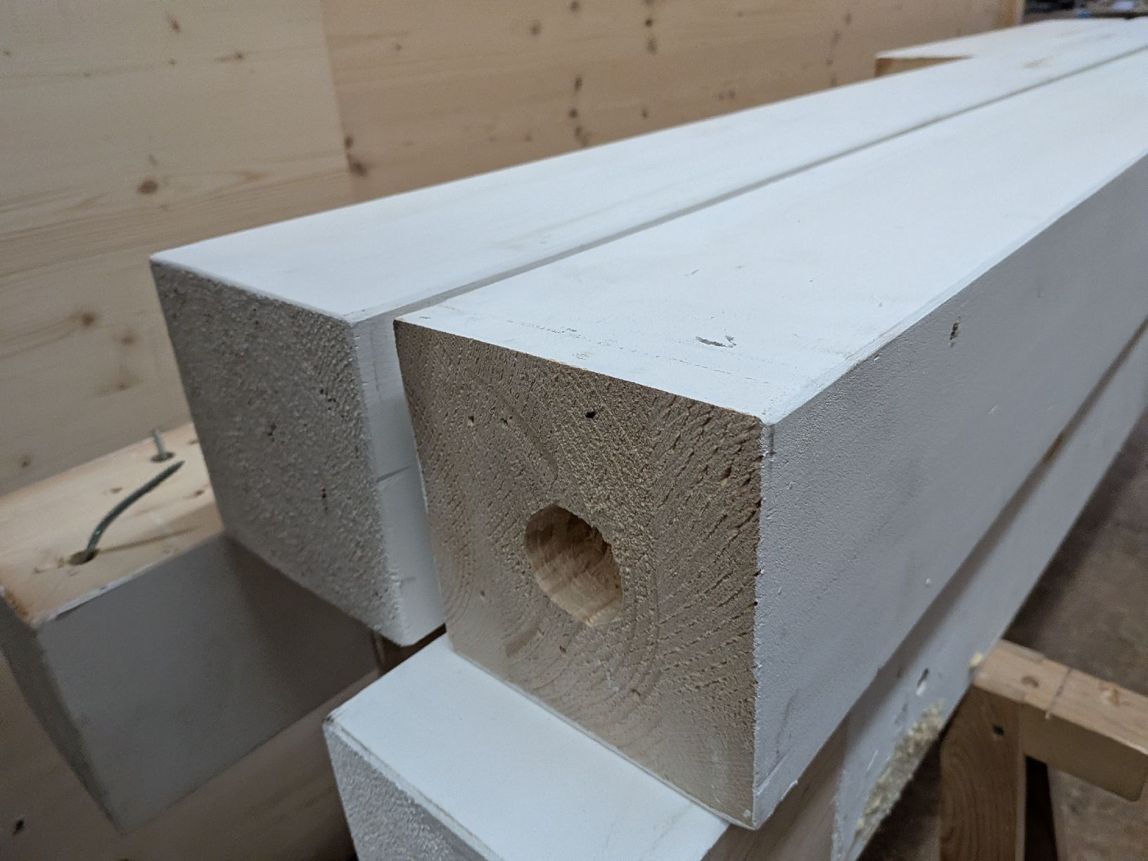 Articoli in legno: Massivholz Balken – Usato da Muttenz venduto da wr081