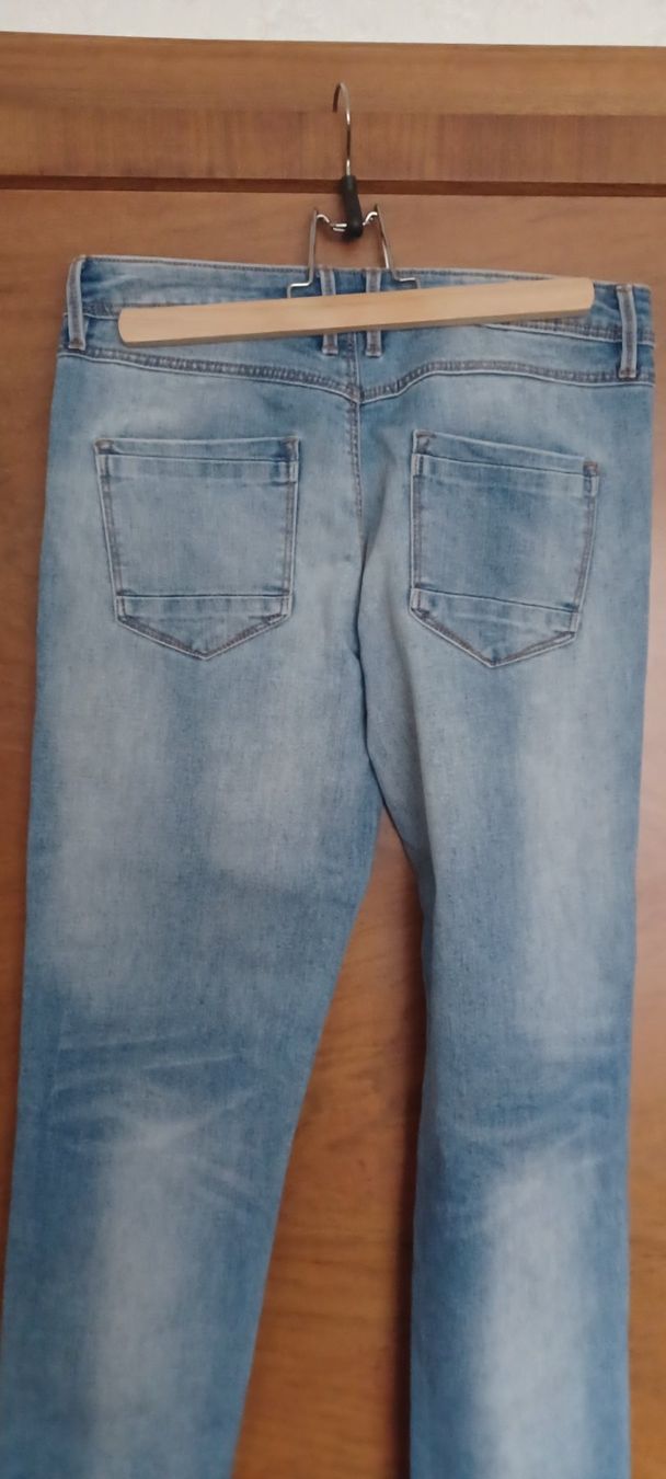 Jeans: Hose von OVS – Gebraucht aus Menziken von Nikkimcanton 1