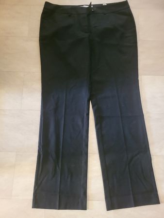 Damen Hose schwarz s. Oliver Grösse 42 guter Zustand