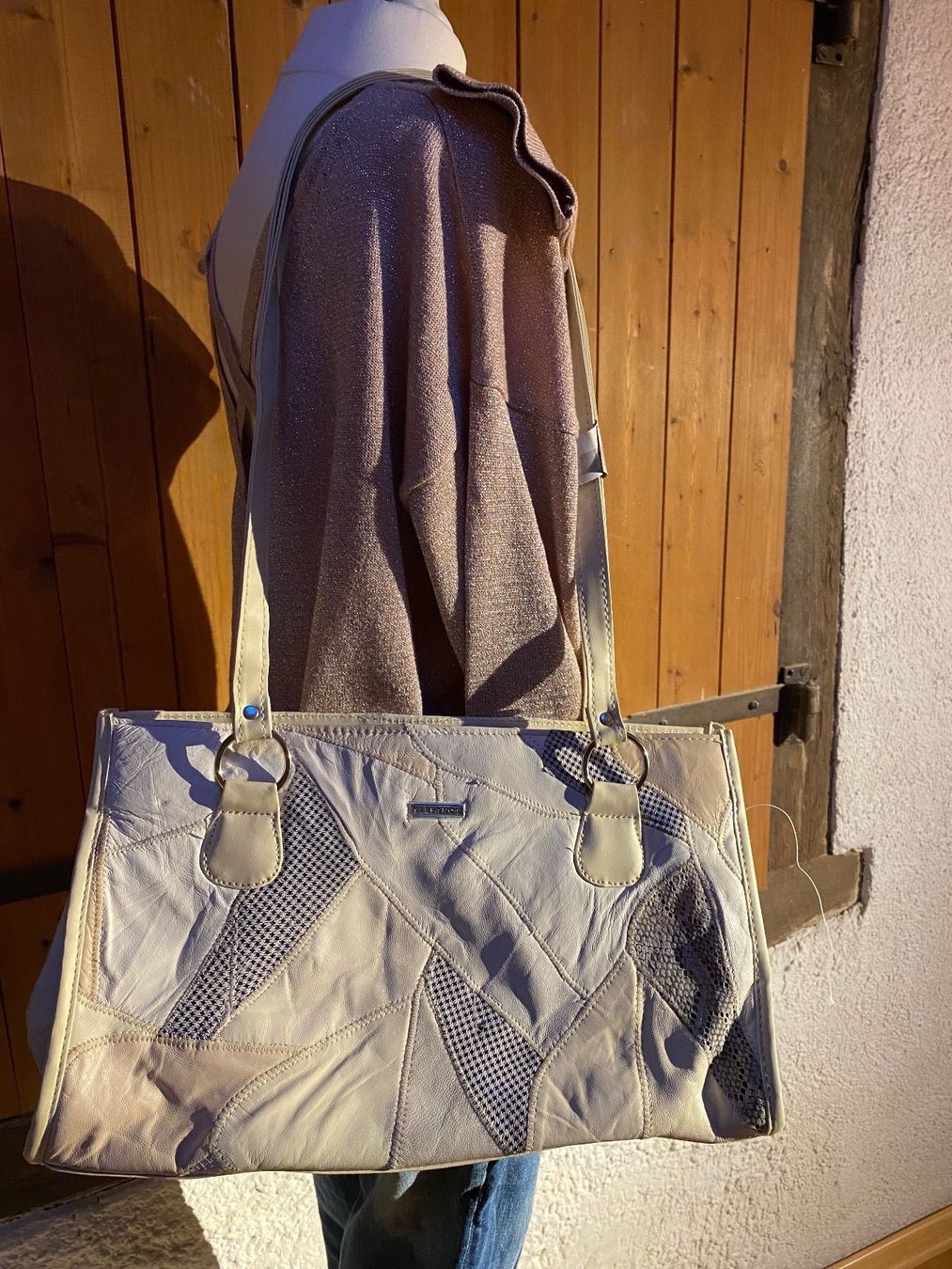 Taschen für Damen: Handtasche/Shopper „Stephano“ Patchoptik – Neu und originalverpackt aus Effingen von Daizyy 5