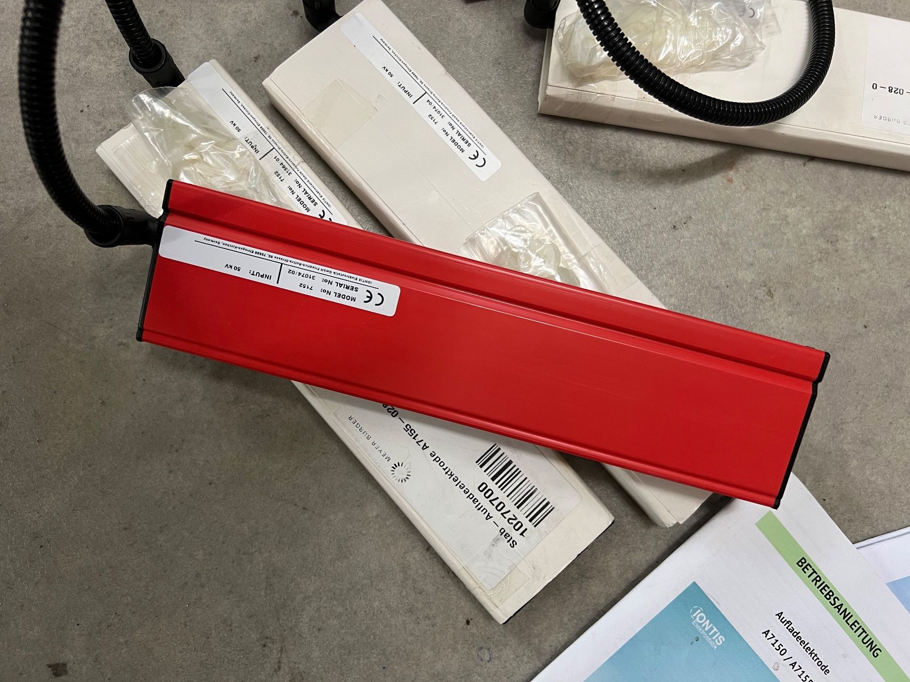 Alimentazione elettrica: Électrode de charge haute densité IONTIS 7152 – Nuovo (secondo la descrizione) da Basel venduto da La.Bonne.affaire 4