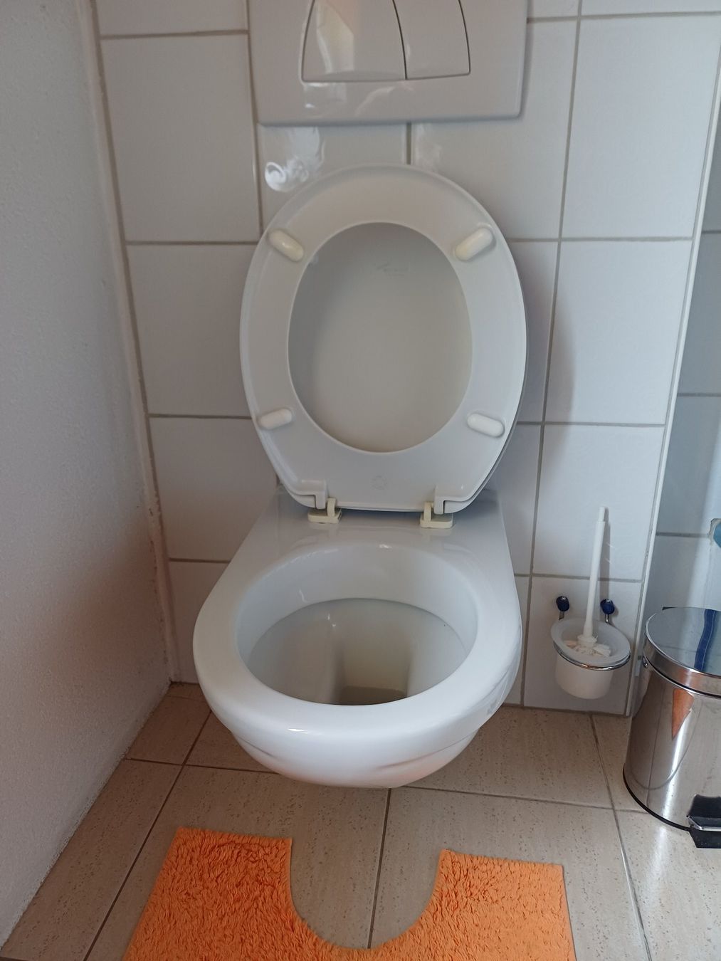 Laufen WC: Wand WC Laufen – Usato da Uster venduto da Baechi_m 2