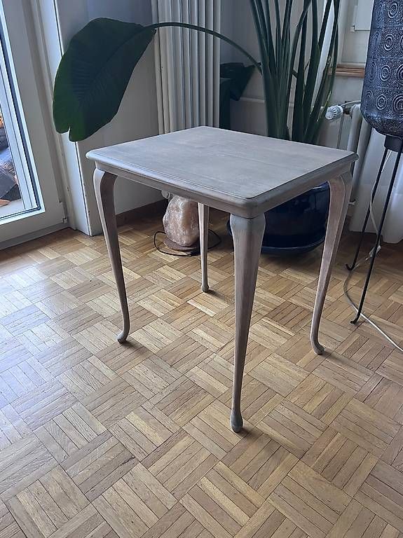 Tavoli: Beistelltisch Blumentisch – Usato da zürich venduto da Efi01 2