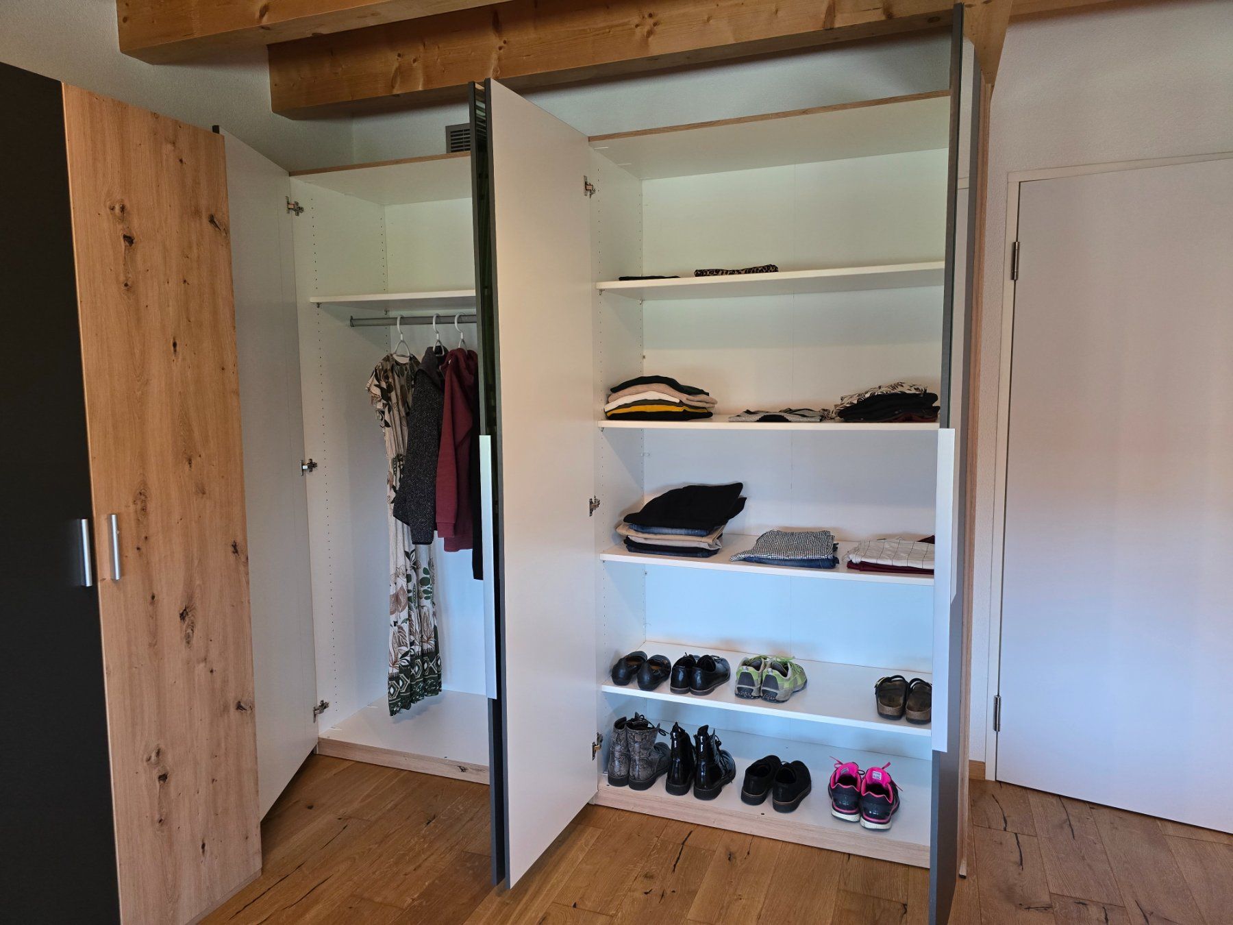 Schränke: Armoire 4 portes – Gebraucht aus Fully von mmsot 1