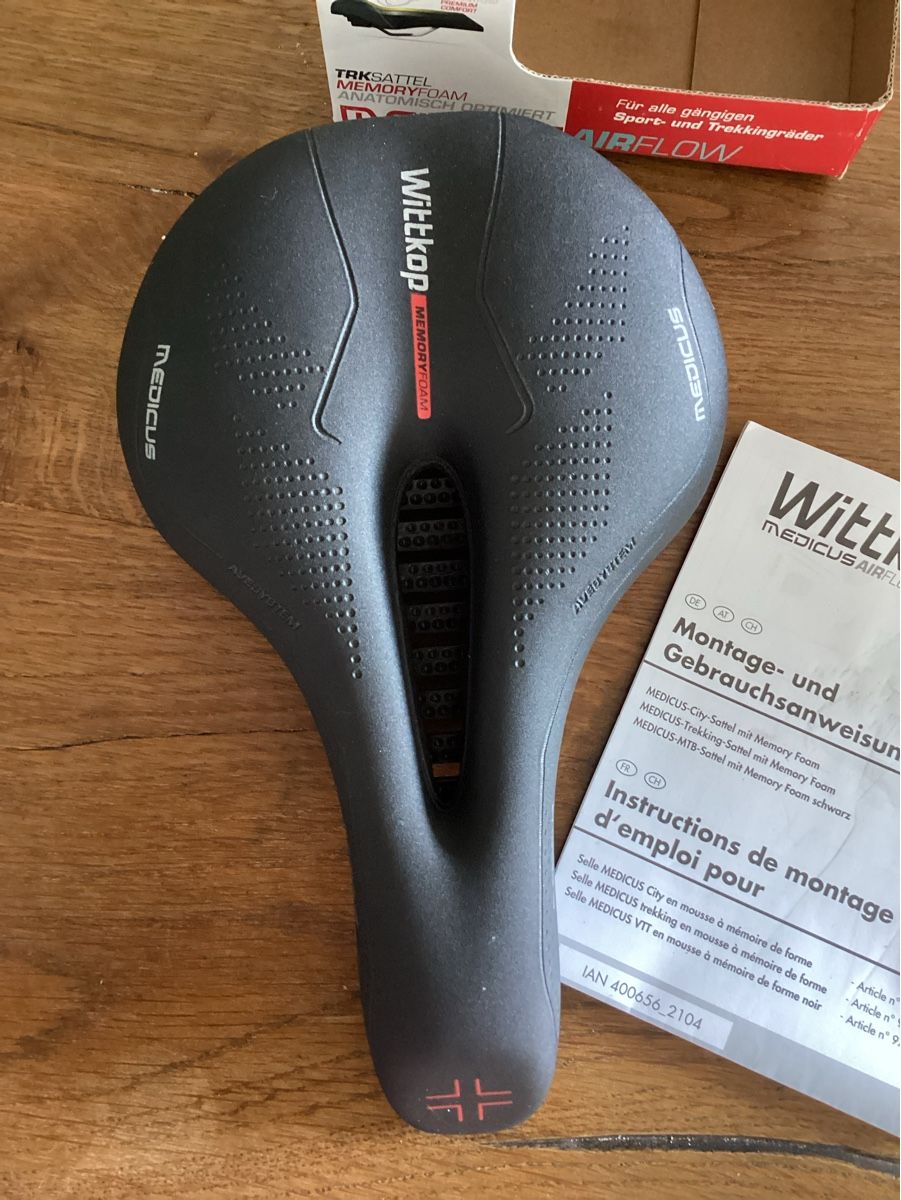 Ersatzteile: Super bequemer Medicus TRK Velosattel  – Neu (gemäss Beschreibung) aus Buchberg von LA4EEE 4