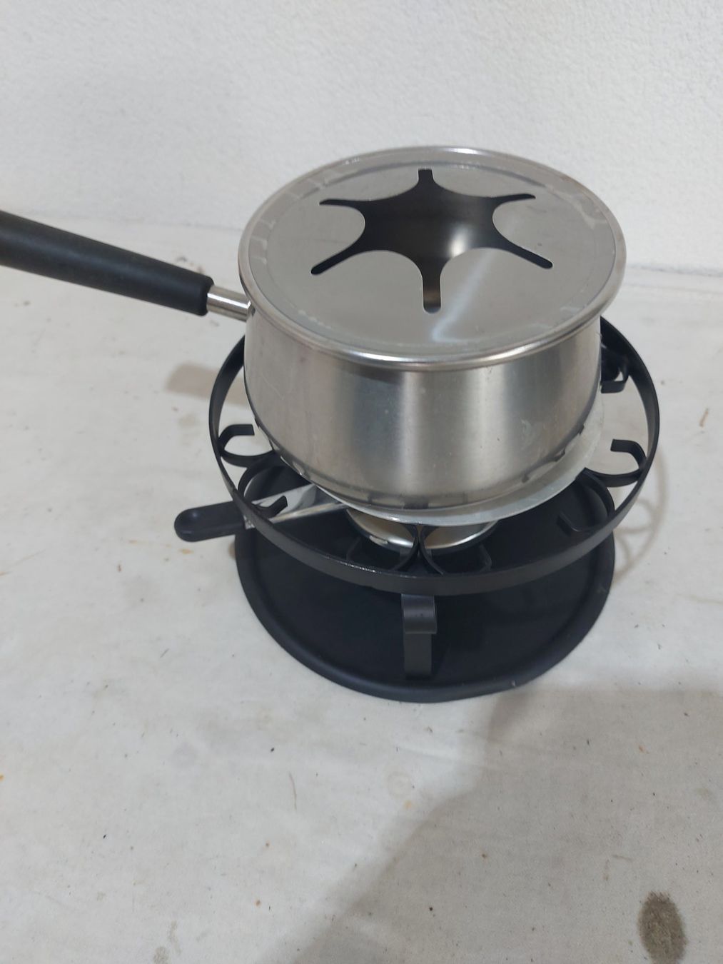 Elettrodomestici da cucina: Fondue Sets mit Caquelon und Rechaud (2) – Usato da Rheinau venduto da profitronic.shop 2