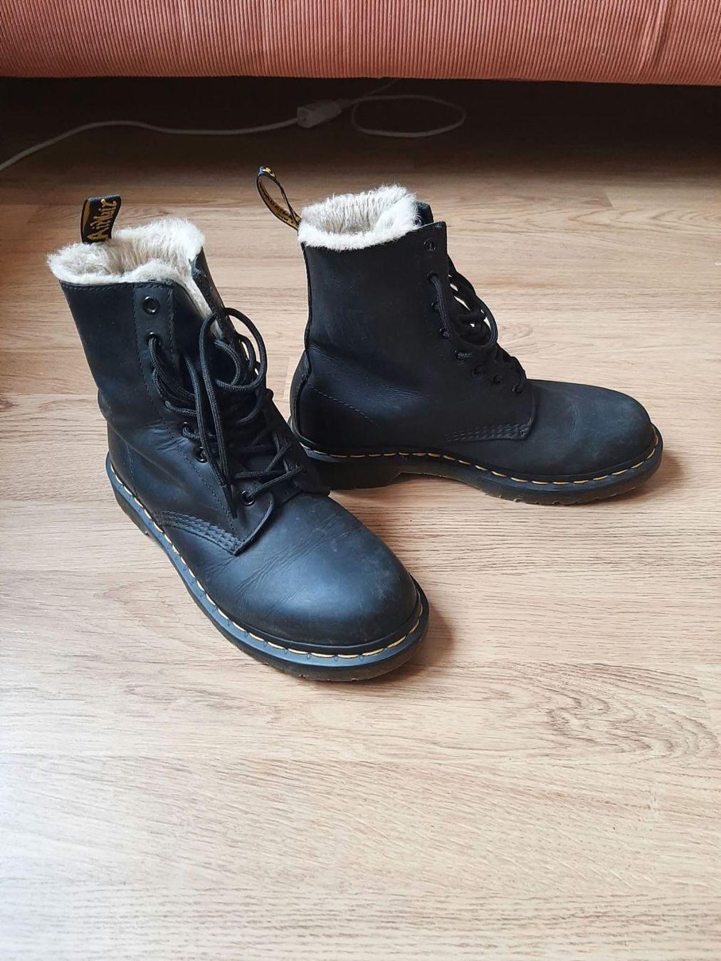 Dr. Martens Damenschuhe: Dr. Martens 1460 Serena – Gebraucht aus Neuchâtel von col_6rbm 1