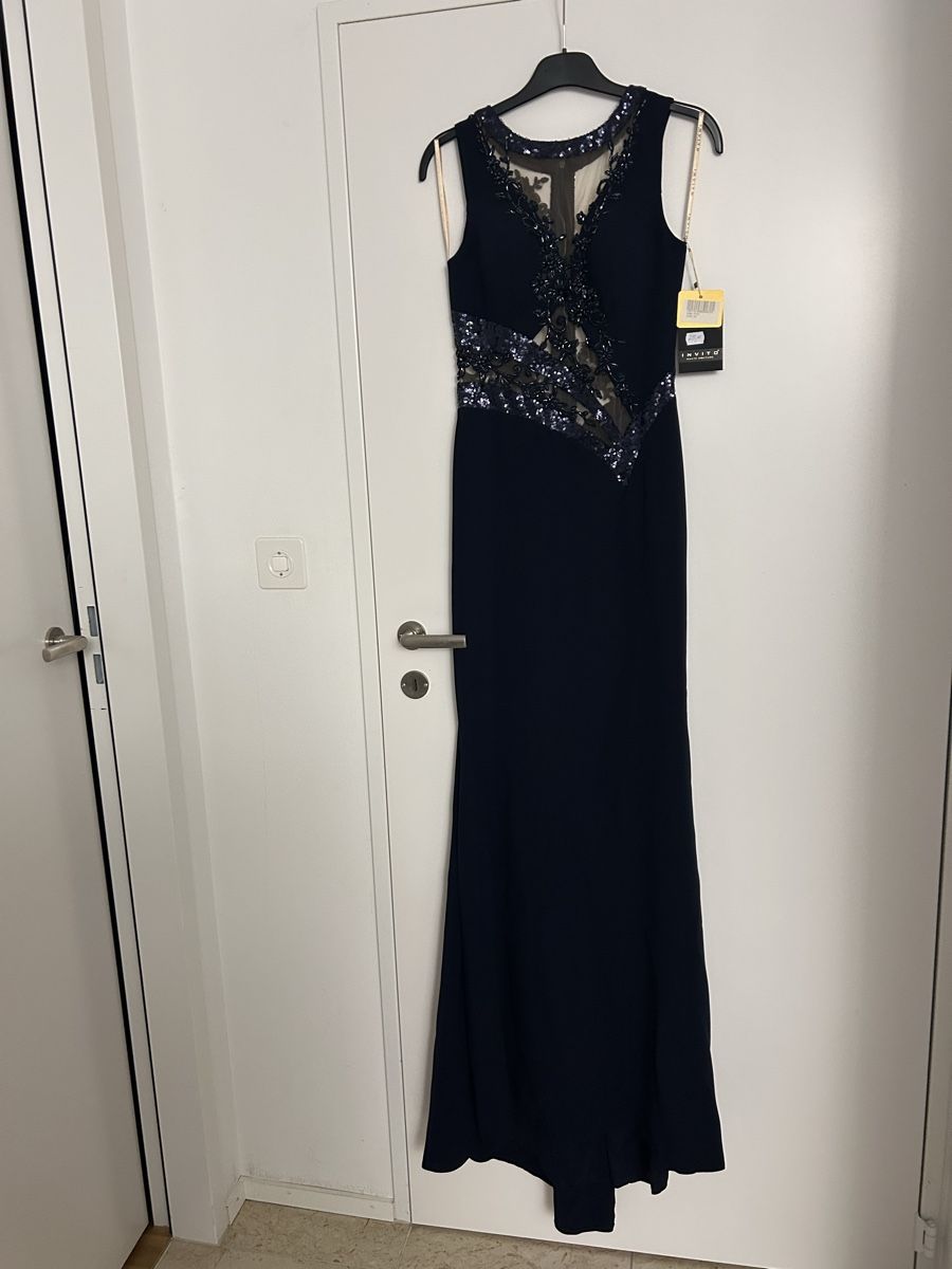 Robes: Abendkleid – Neuf (Voir description) à Zürich par jas_8ykz 1