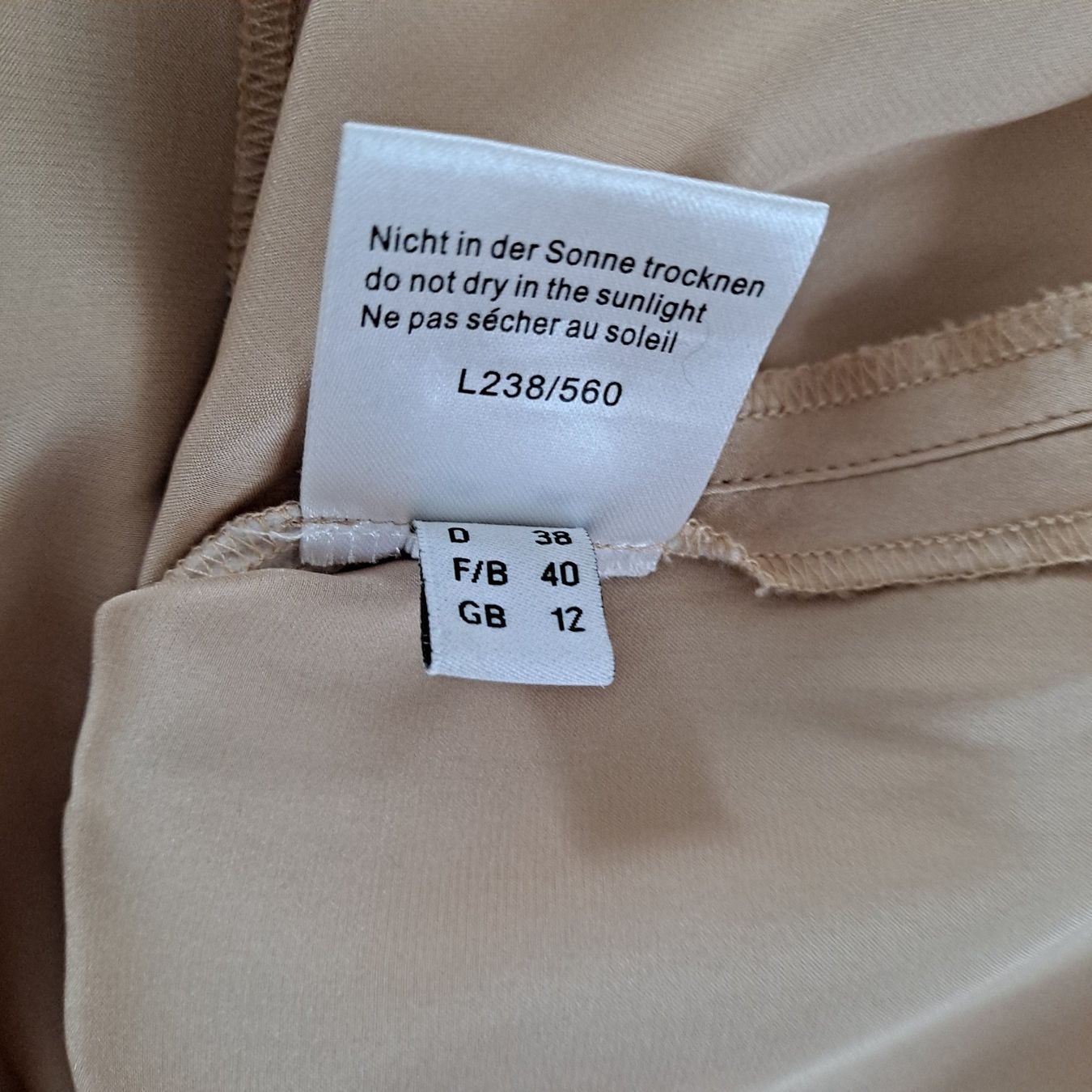 Madeleine Camicette: Madeleine Seidenbluse Gr.  38 Seide 100% – Usato da Liestal venduto da Mas-Y-Mas 3