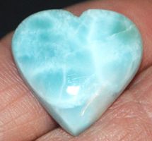 Cabochon L-9393 – Larimar Herz 19,5x20mm 17,25 Karat