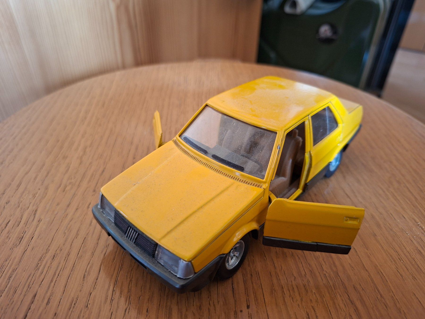 Bburago Modellautos: Fiat Regata – Gebraucht aus Huttwil von Niku184 2
