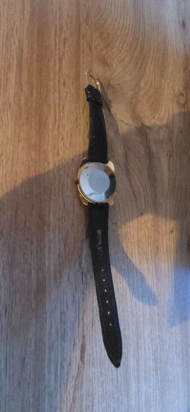 Avia Uhren: Montre  " AVIA " – Gebraucht aus Moléson-s-Gruyères von inf_8z6n 3