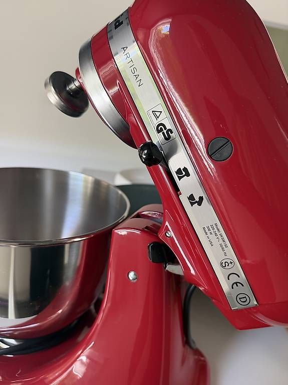 Kitchenaid Elettrodomestici da cucina: Kitchen Aid Artisan état de neuf – Nuovo (secondo la descrizione) da Lausanne venduto da odelafon