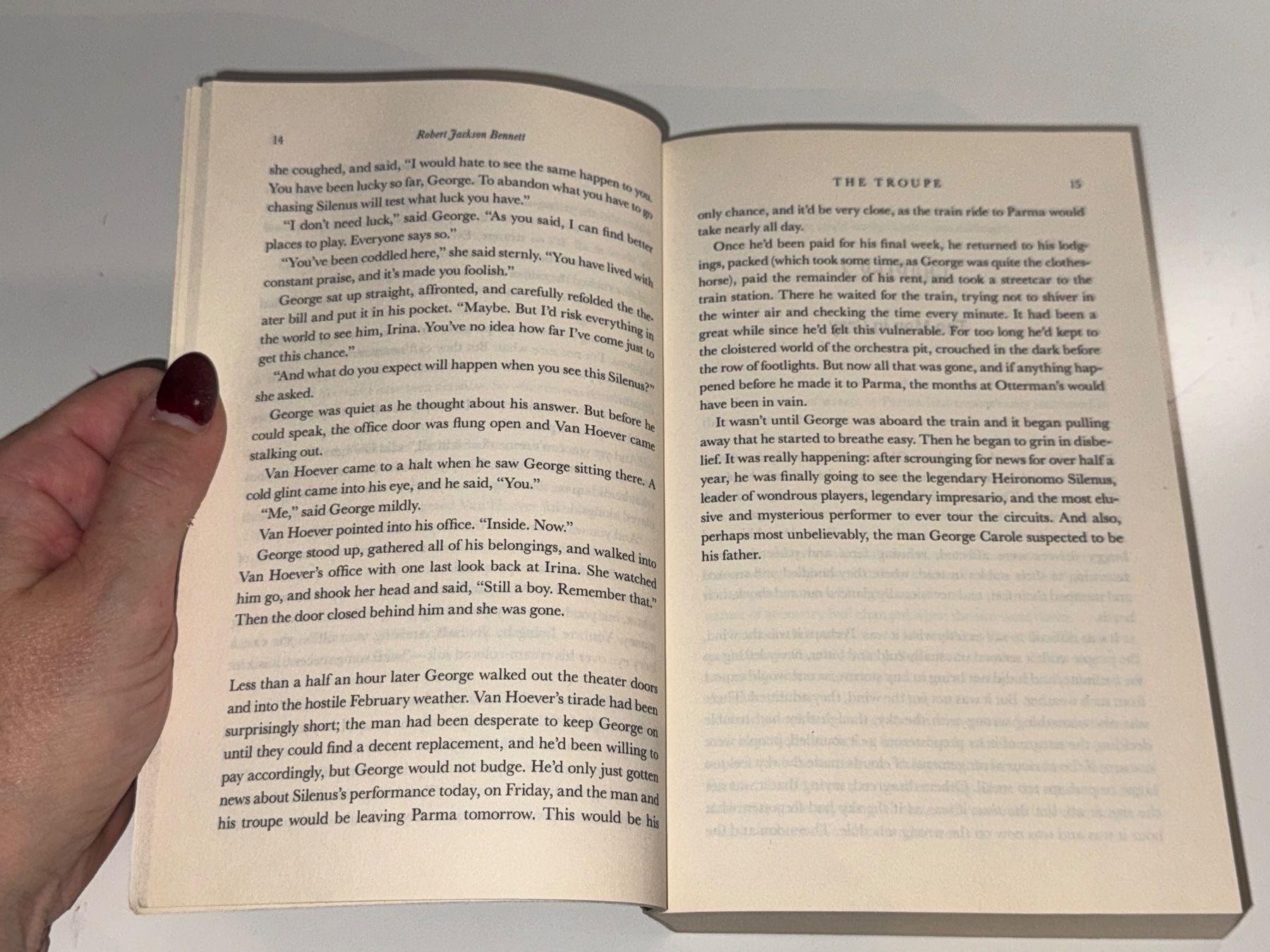 Libri: NOVEL: Robert Jackson Bennet, The Troupe – Usato da Grosswangen venduto da English_books 3