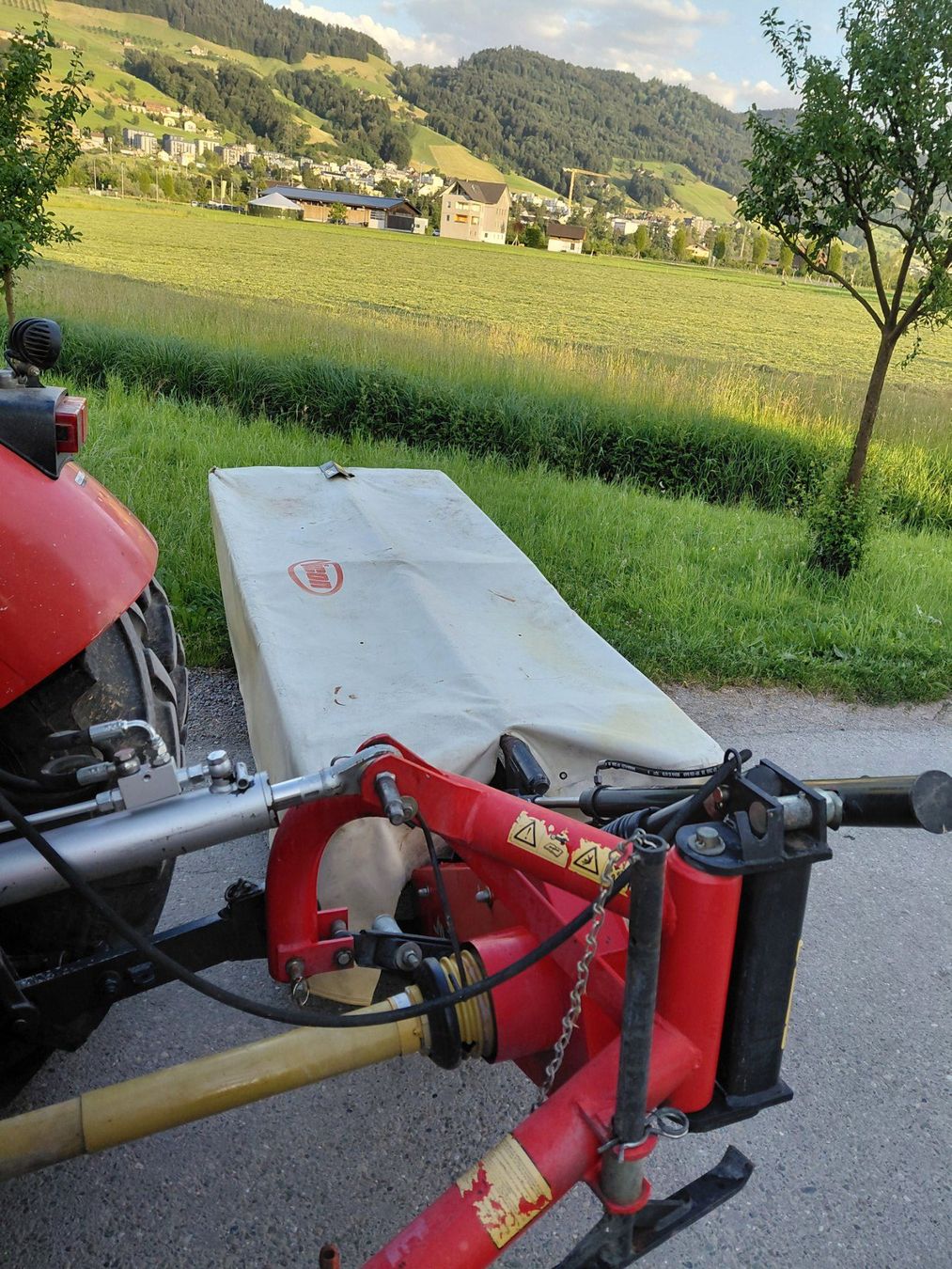 Vicon Tutte le macchine: Scheibenmähwerk Vicon – Usato da Inwil venduto da isegger01 2