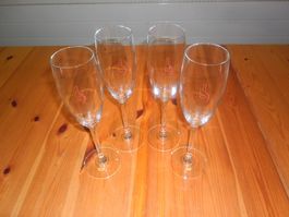 4 Champagner - Gläser , Mateus