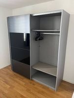 Schrank, Schiebetüren