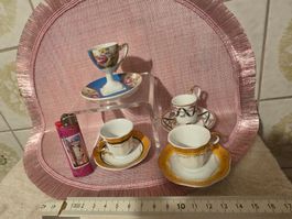 Ensemble de 4 tasses miniatures pour collection