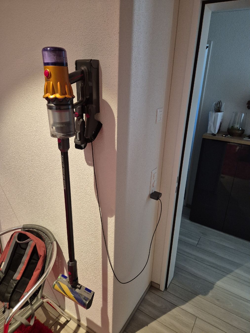 Dyson Aspirateurs & Accessoires: Dyson V12 detectslim absolute – D'occasion à Watt par ben_mhn5 3