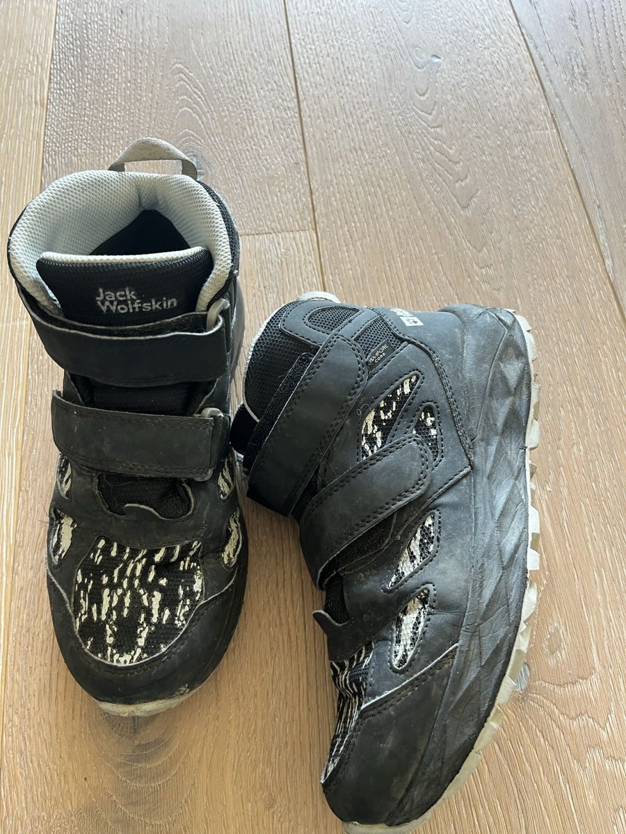 Jack Wolfskin Scarpe per ragazzi: Wanderschuhe Jack Wolfskin Grösse 36 – Usato da Aarburg venduto da cha_6t8j 2