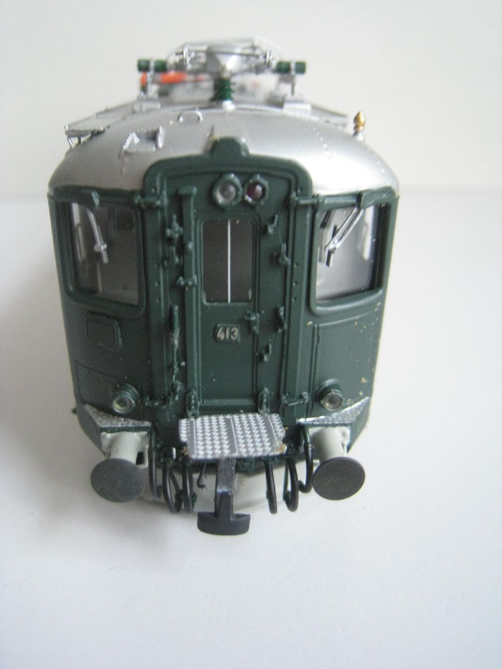 Lemaco Modelleisenbahnen: Lemaco SBB Re 4/4' Nummer 413, Schaumstoffschaden ! HO 20 – Gebraucht aus Buchs ZH von swiss-train 4