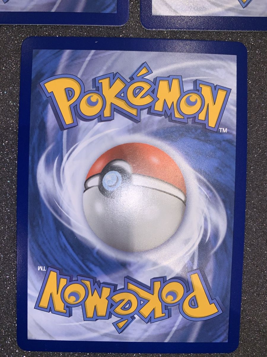 Pokémon Carte collezionabili: Radiant Charizard, Blastoise, Venusaur – Usato da Bironico venduto da ars_z6lb 8