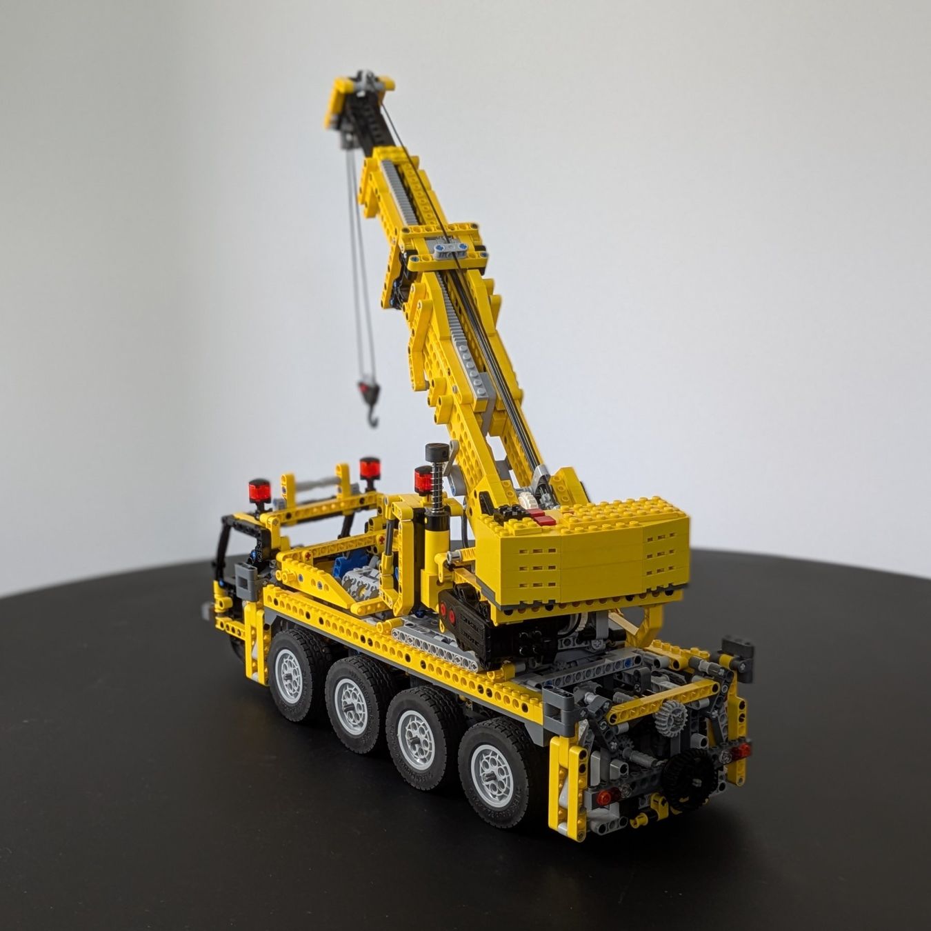 Lego Baukästen: LEGO TECHNIC 8421 - Mobile Crane (2005) with box – Gebraucht aus lausanne von searno 5