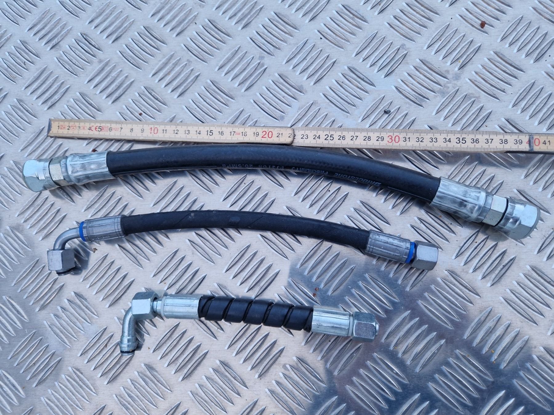 Traktoren: Divers conduites hydrauliques neuves! – Neu (gemäss Beschreibung) aus St. Ursen von cpi23