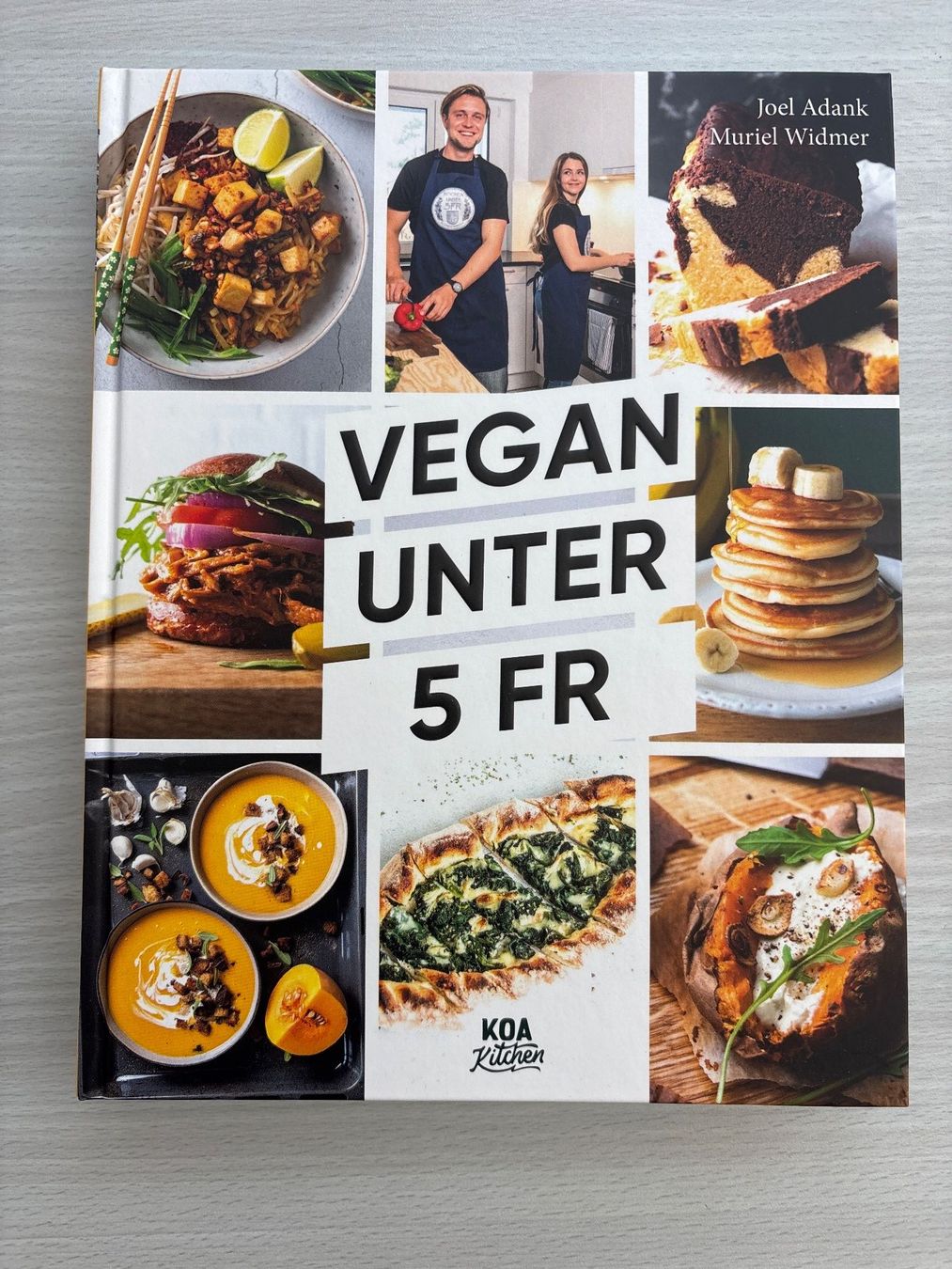 Livres: Kochbuch - Vegan unter 5 Franken – Neuf (Voir description) à Fribourg par DASH-D