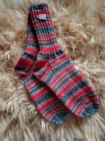 Gestrickte Socken/Wollsocken Gr. 38/39