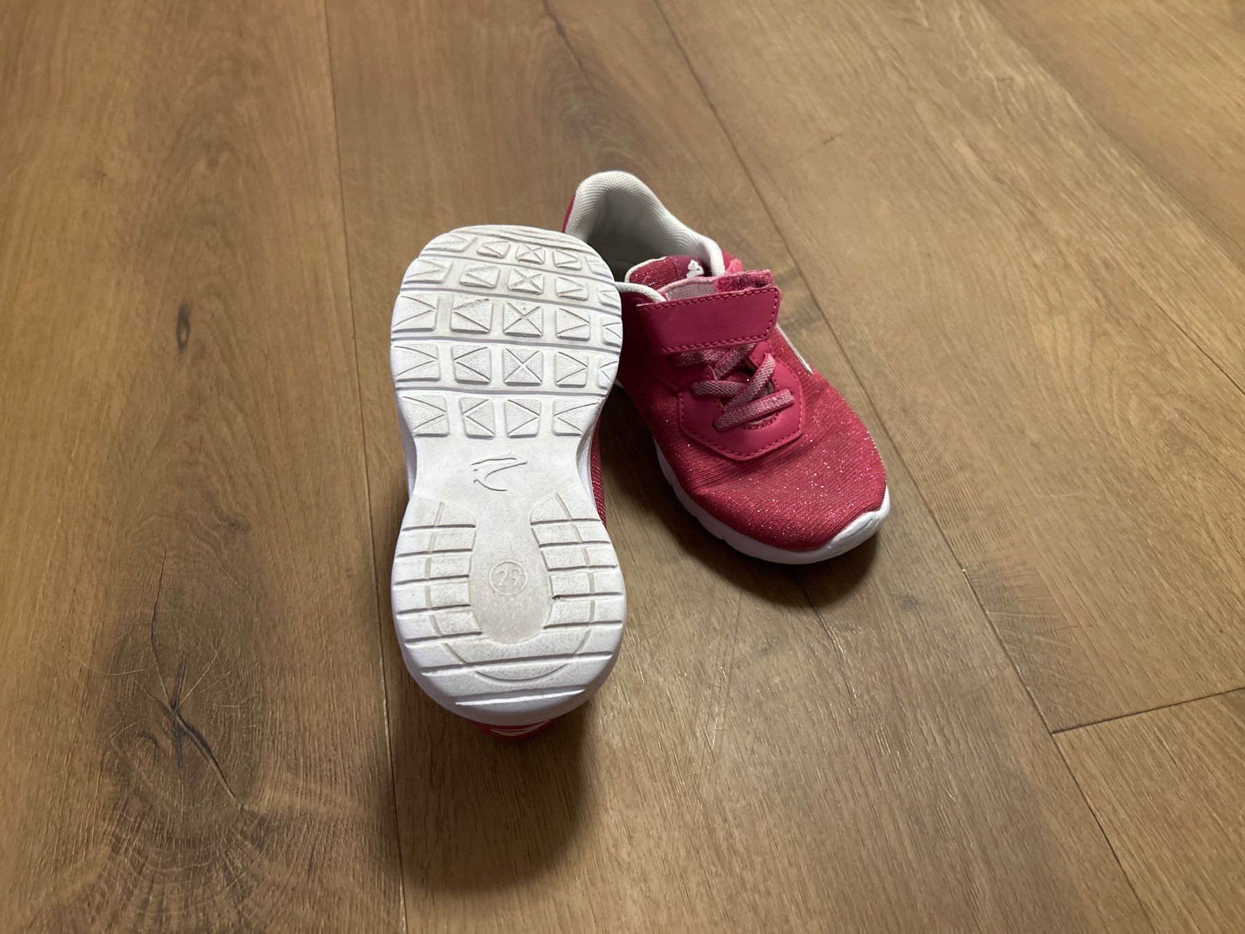 Scarpe per ragazze: Sneakers Turnschuhe Mädchen Gr 29 – Usato da Regensdorf venduto da Spyke55 1