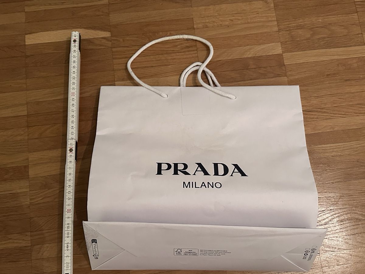 Prada Borse: PRADA Paper Gift Bag – Usato da Zürich venduto da Ddechkovd